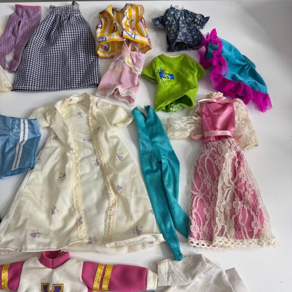 BARBIE Vintage Doll Clothing 60's 70's 80's 90's Accessories Lot 73 Pieces - Picture 5 of 16